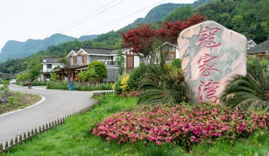 �ߺοܼ����