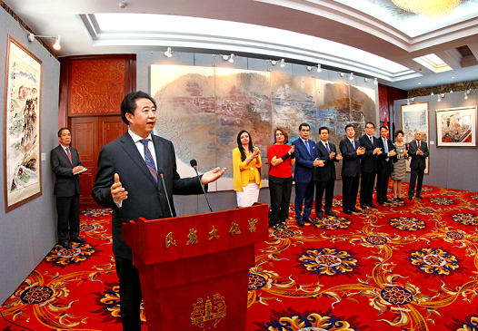 《可持续发展_文明与爱》绘画展在民族文化宫开幕 《可持续发展_文明与爱》绘画展在民族文化宫开幕