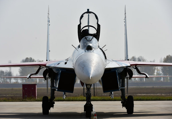 俄罗斯“勇士”特技飞行表演队抵达中国