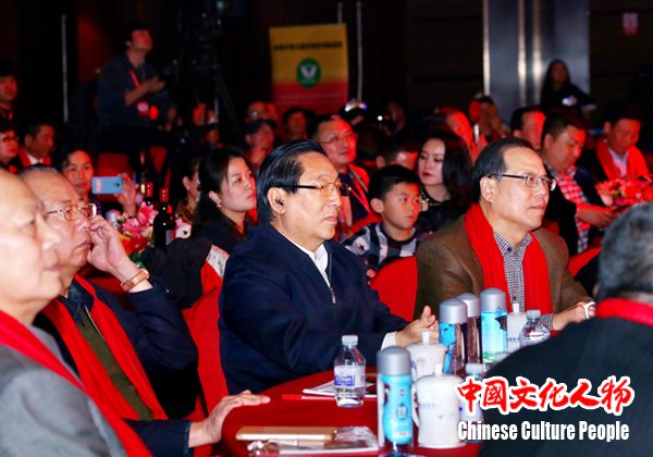 �ܷ��ٻ�2016���˿�ģ������