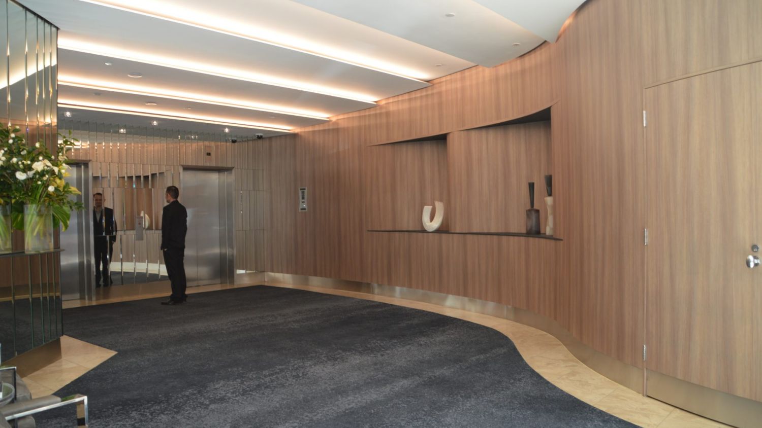 Ϥ�᷿���г����� ��Ԣ��¥�׷׷�������