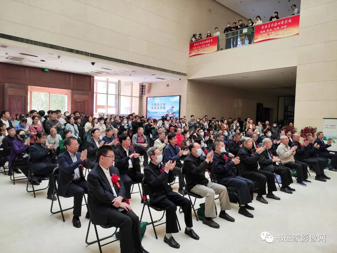 “诗与远方一一旭宇文人山水画展”在石家庄市美术馆隆重开幕 “诗与远方一一旭宇文人山水画展”在石家庄市美术馆隆重开幕