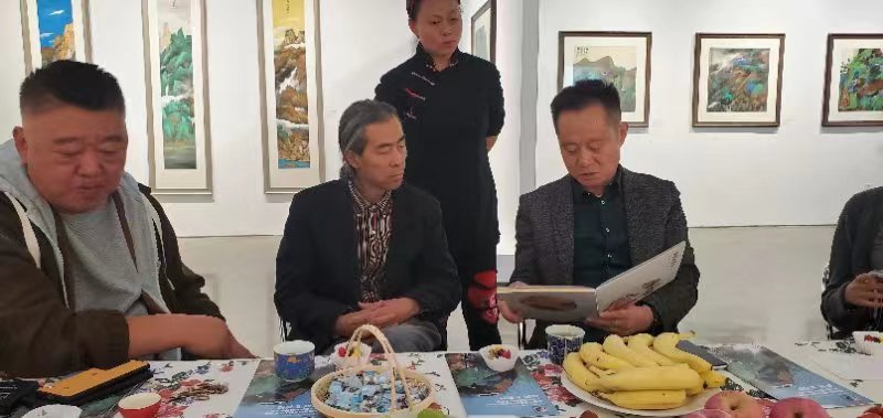 远山的呼唤_武剑飞现代重彩作品展开幕 远山的呼唤_武剑飞现代重彩作品展开幕