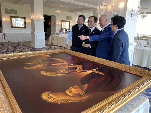 特朗普再度当选美国总统,油画作品《祷》成中美文化交流佳话 特朗普再度当选美国总统,油画作品《祷》成中美文化交流佳话